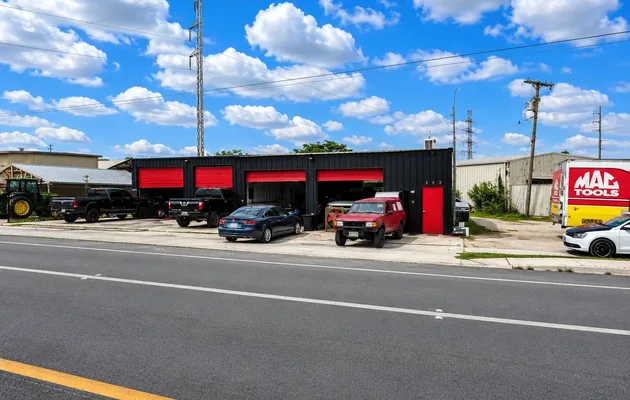 A to Z Transmissions shop photo